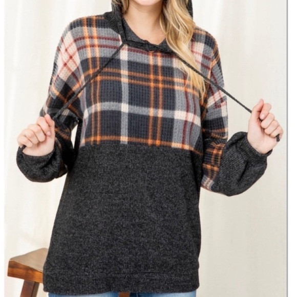 WAFFLE PLAID CONTRAST HOODIE WITH SELF TIE- BLACK - Picture 3 of 7